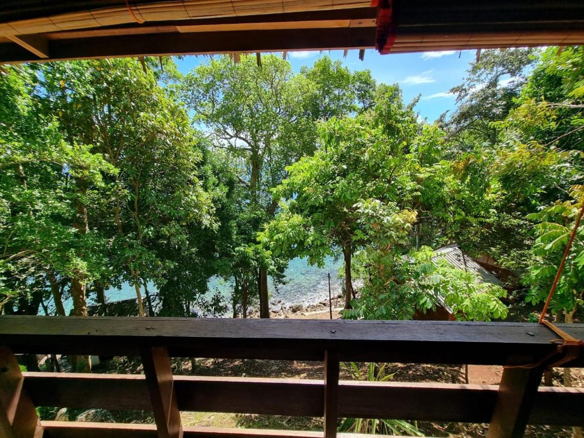Treetop Guesthouse And Bungalows Sabang  Buitenkant foto