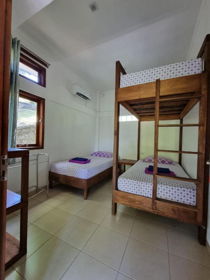 Treetop Guesthouse And Bungalows Sabang  Buitenkant foto