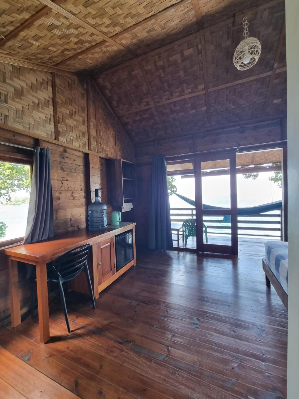 Treetop Guesthouse And Bungalows Sabang  Buitenkant foto